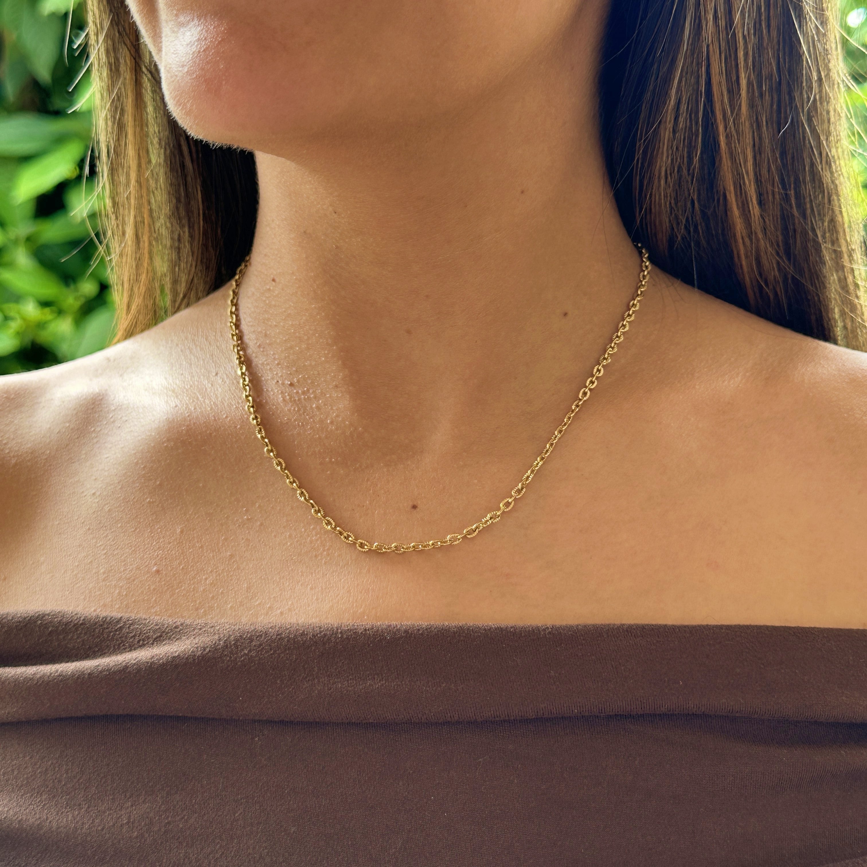 Cadena Ovalo Mujer