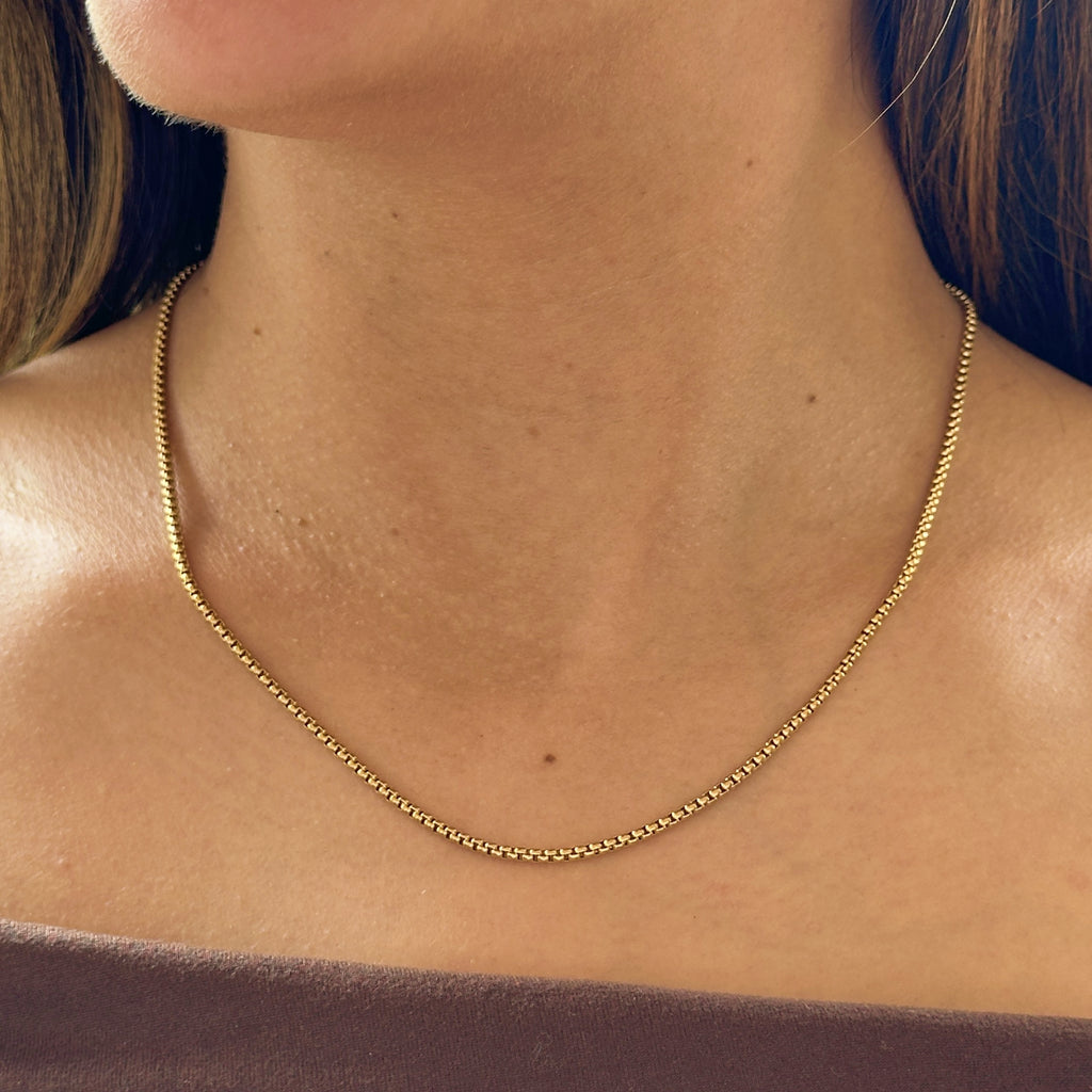 Cadena Veneciana Mujer